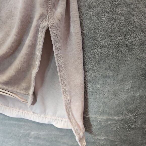 Green Tea Women's Top Med Beige Soft Velour short sleeve - Picture 5 of 11